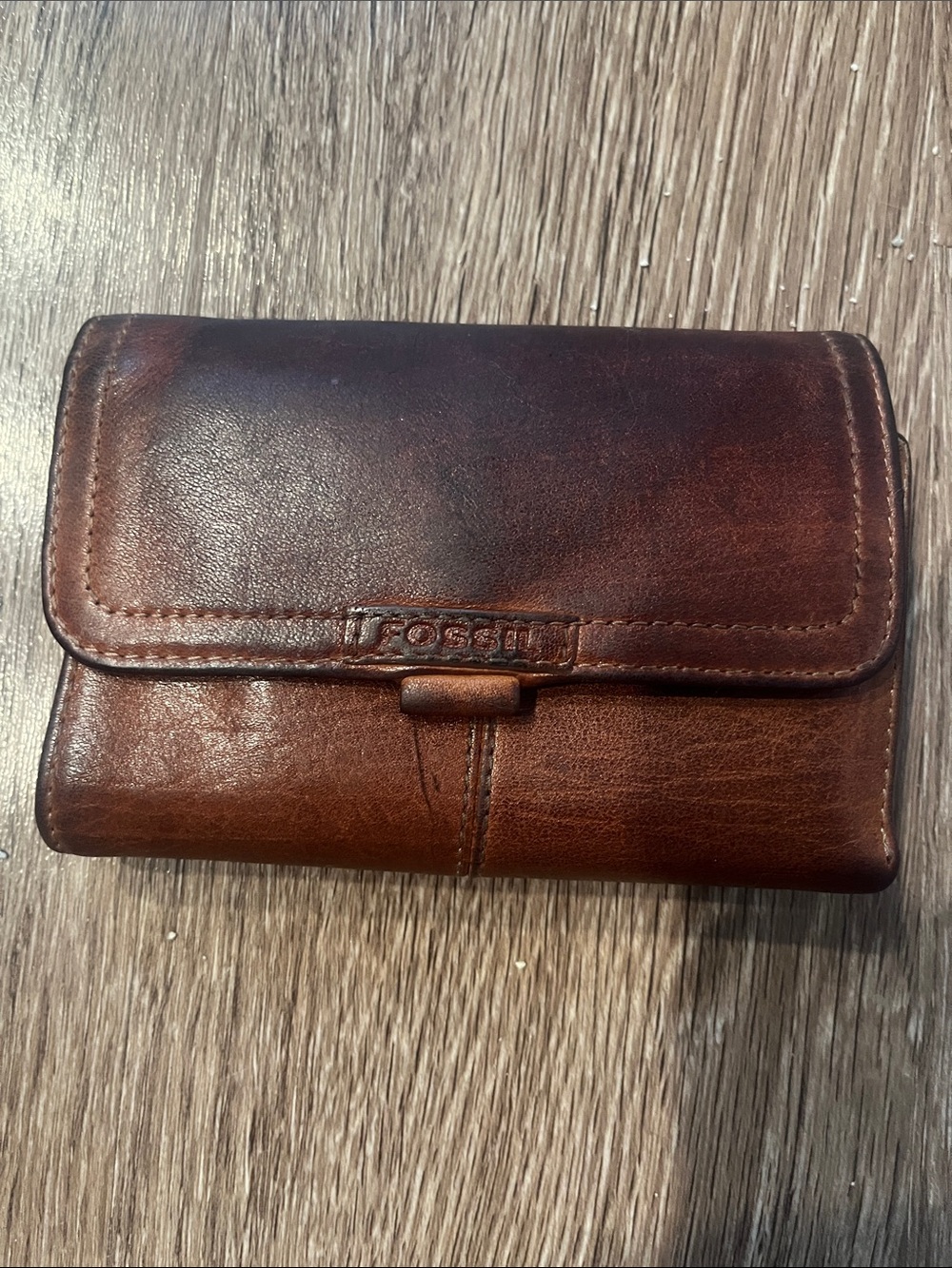 Vintage Fossil Ellis Chestnut Brown Leather Trifold Wallet